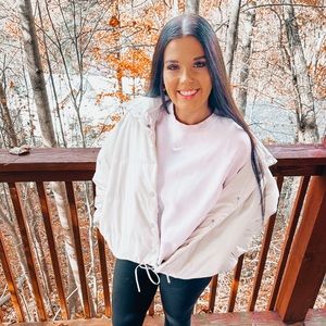 Meet your Posher, Carlie